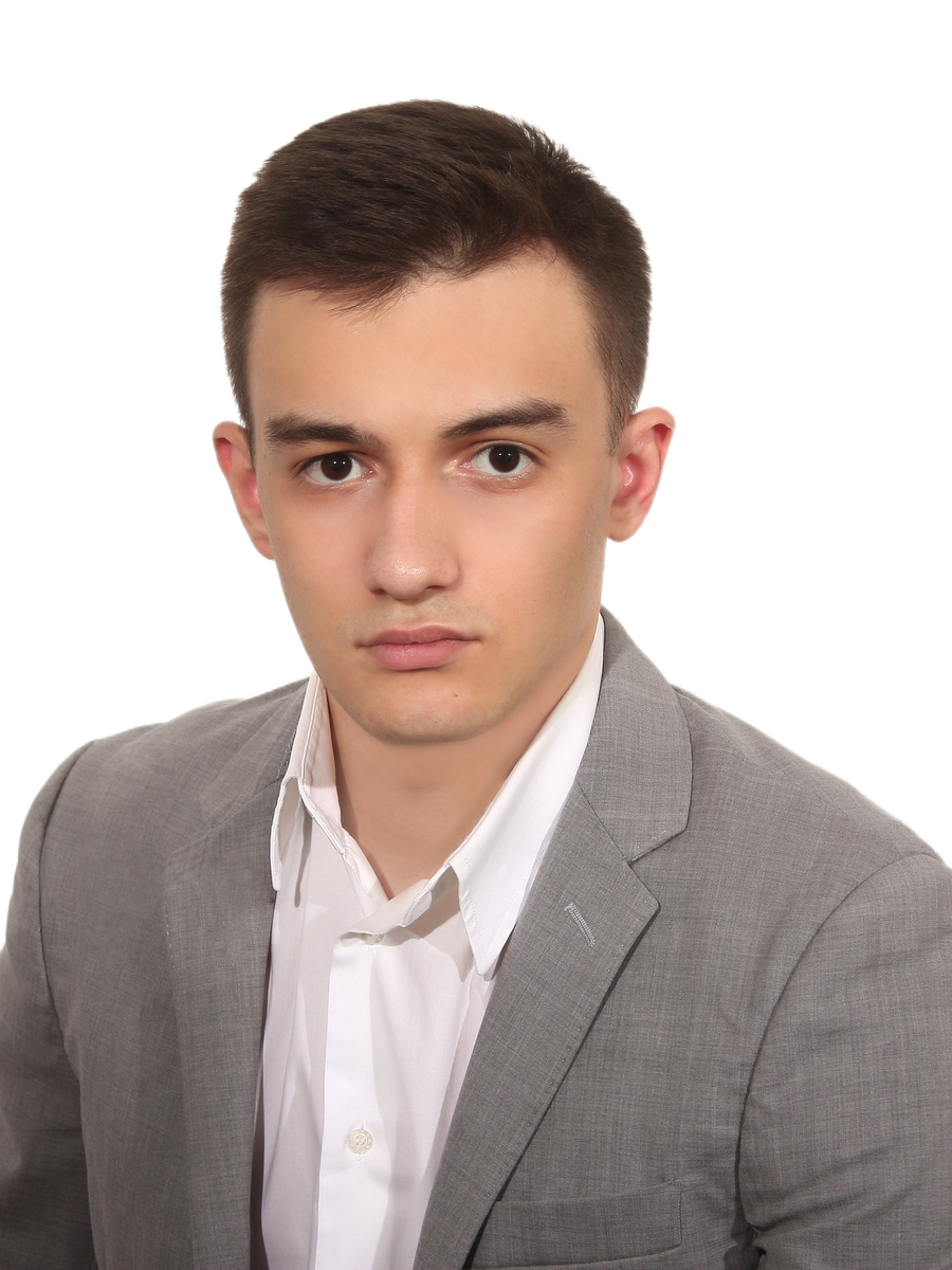 Студент третьего курса Института математики, механики и компьютерных наук им. И.И. Воровича Южного федерального университета Андрей Максимов