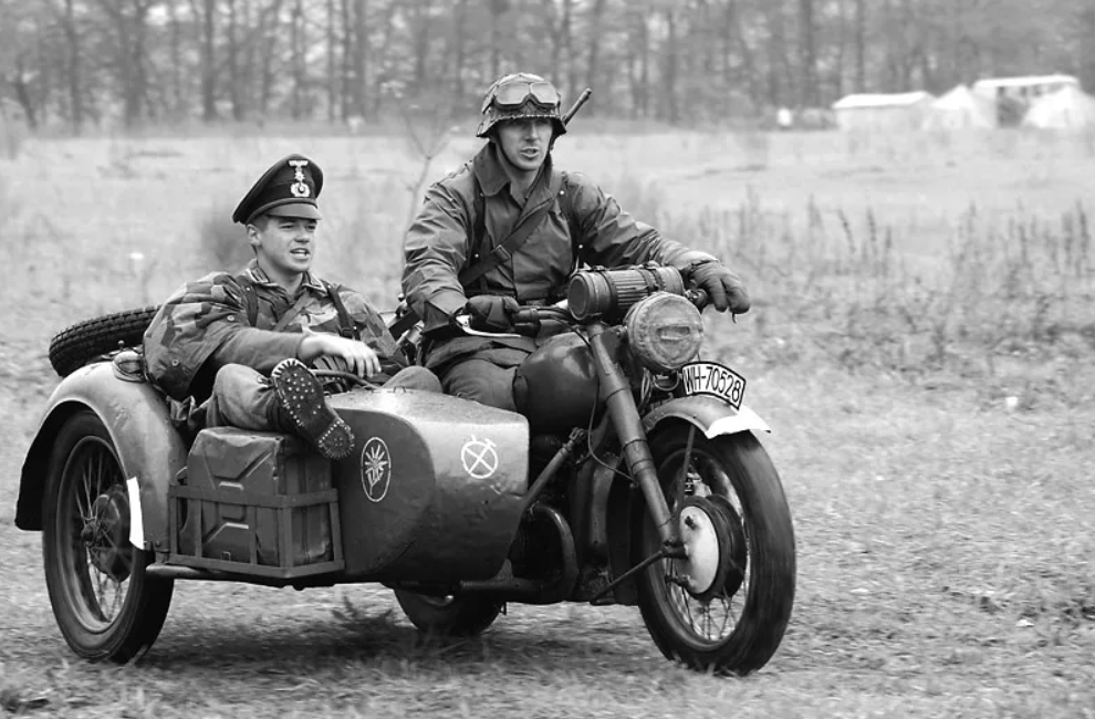 BMW r71 Вермахт