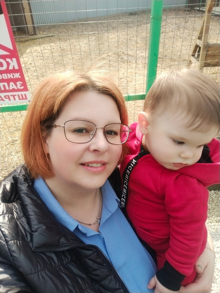 Александр Сергеевич прям сама серьёзность🤭😁