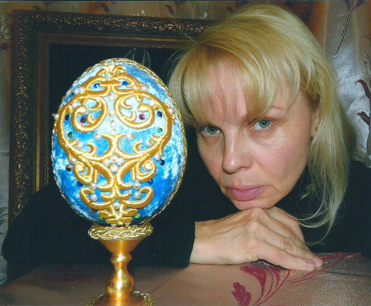 Народный художник России, лауреат международных выставок и фестивалей МАргарита Анатольевна Чакова