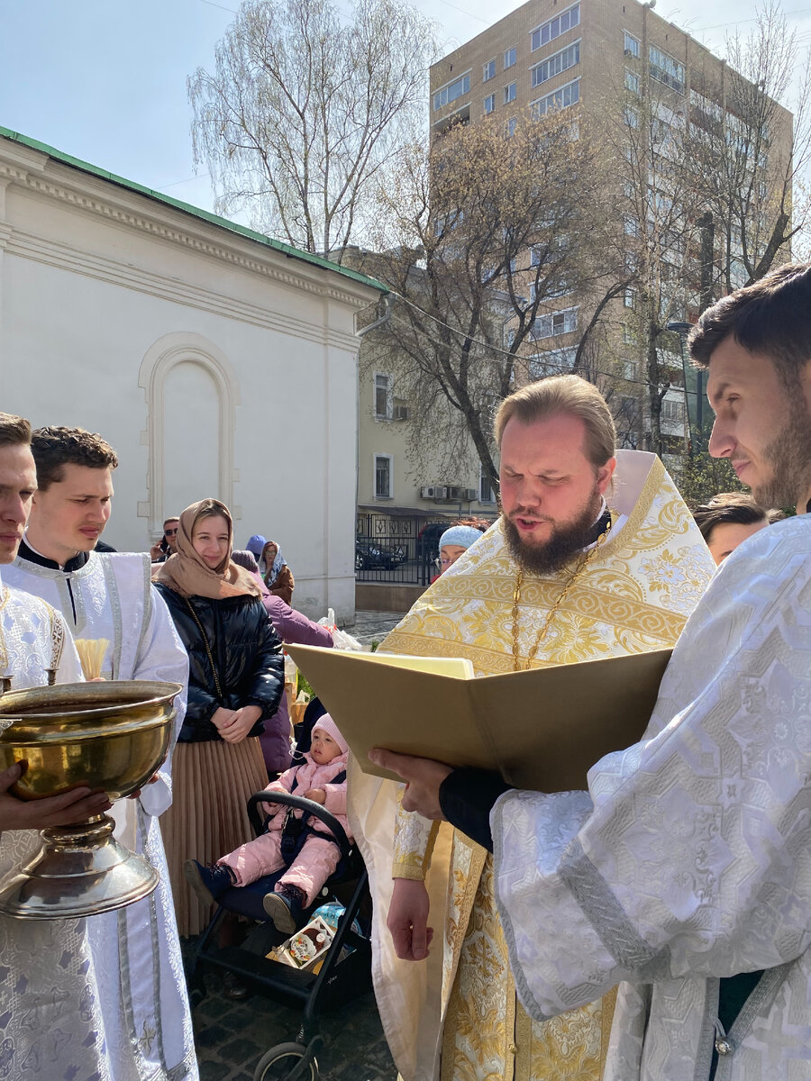 Отец Никандр, настоятель Церкви Св. Власия