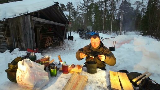 ИЗБА В ЛЕСУ. ГОТОВИМ УХУ. РЫБАЛКА В ТАЙГЕ. ТАЁЖНАЯ ИЗБУШКА ДАРИТ ТЕПЛО. ЖИВЕМ С СОБАКОЙ В ЛЕСНОЙ ИЗБУШКЕ