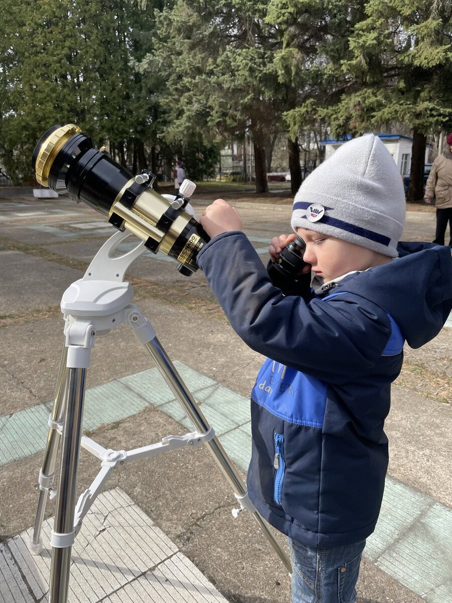 Что там показывают?