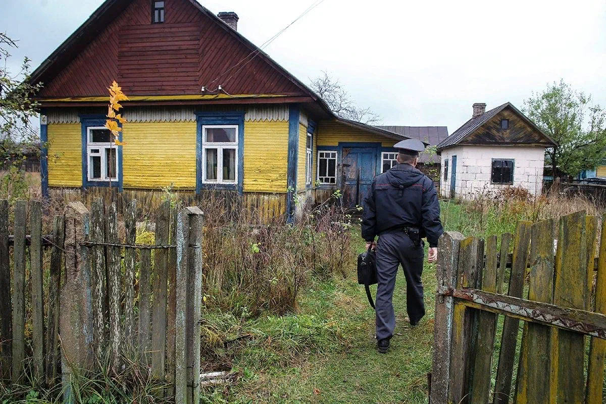 Кончил в женщину в деревне порно видео