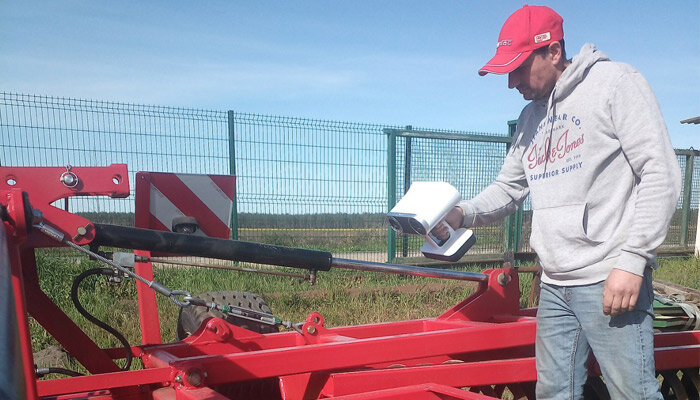 Благодаря сканеру Artec Leo концепция Agri Techi может предложить более эффективное оборудование