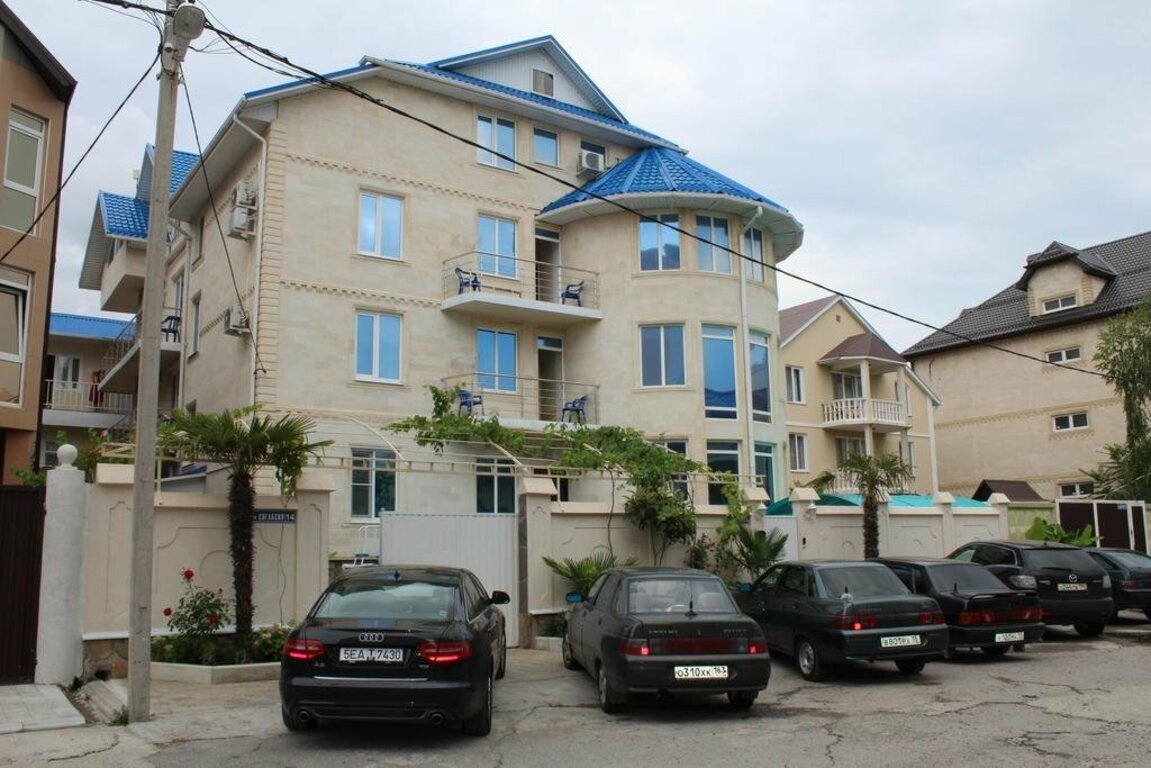 Отель "Диамонд" в Лазаревке