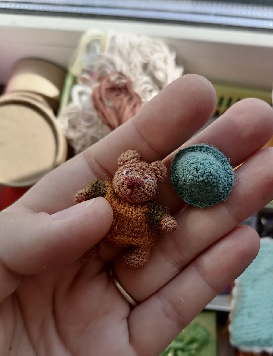 Похожи, как матрёшки) 