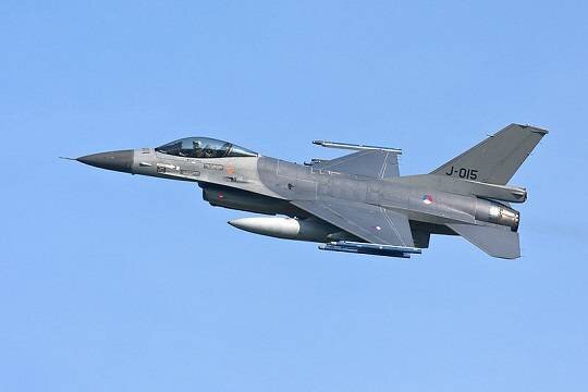    Шольц исключил участие Германии в передаче Киеву истребителей F-16
