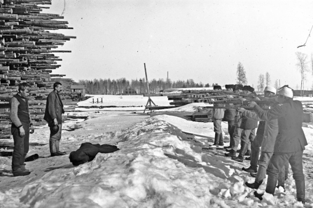    Белый террор в Финляндии, расстрел красногвардейцев.