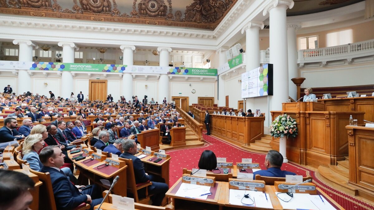     Ключевая тема юбилейного Невского международного экологического конгресса звучала так – «Экология: право, а не привилегия». Вот уже 10 лет конгресс отвечает на актуальные для охраны окружающей среды запросы, объединяя бизнес, научные и государственные структуры.