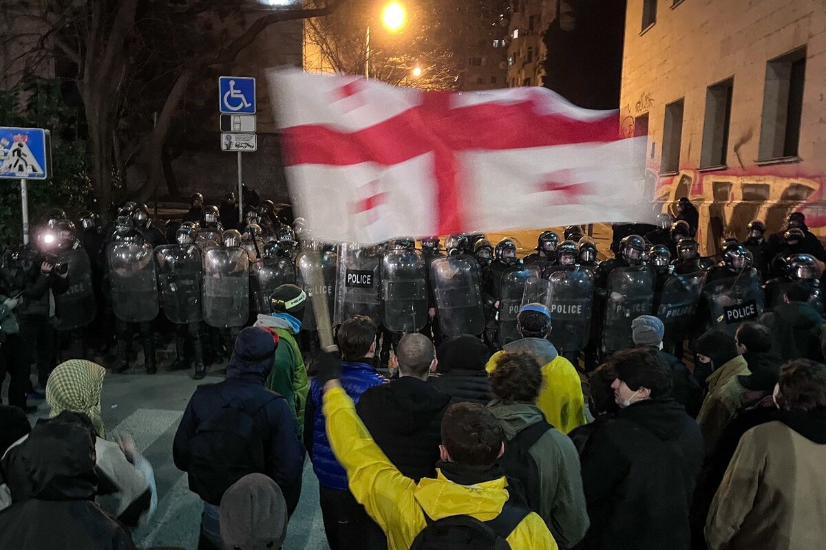 Новости из тбилиси. Митинги в Грузии 2023. Митинг. Протесты в Грузии. Революция в Грузии.