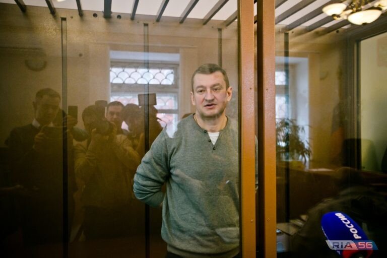    Экс-мэр Оренбурга Арапов досрочно освобожден решением областного суда Белов Михаил Александрович