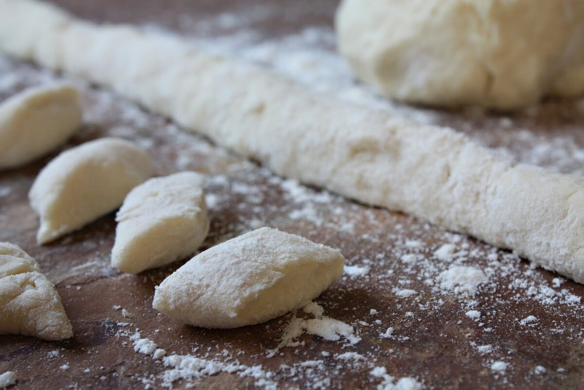 ЛЕНИВЫЕ ВАРЕНИКИ с творогом – быстро готовить, ещё быстрее -  съедаются😋Нюансы приготовления. | Домашний Помощник | Дзен