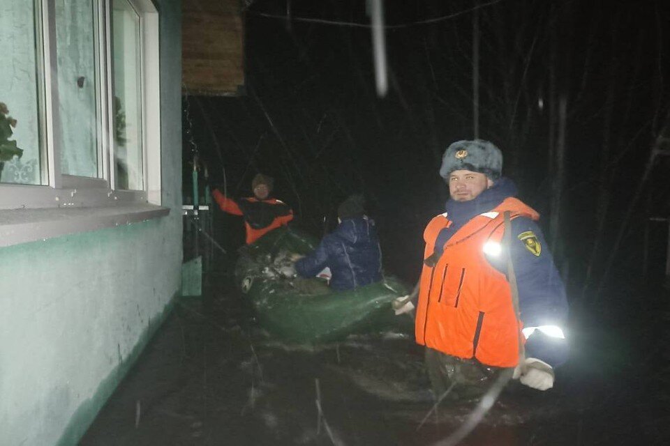     В Данковском районе залило дом  Пресс-служба правительства Липецкой области