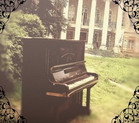 Вот парк с пустынными опушками,                                                                                               Где сонных трав печальна зыбь...                                                                                                                                                                                                                                                                                                                                             (Николай Гумилёв, из стихотворения «Старина», 1908);                                                        