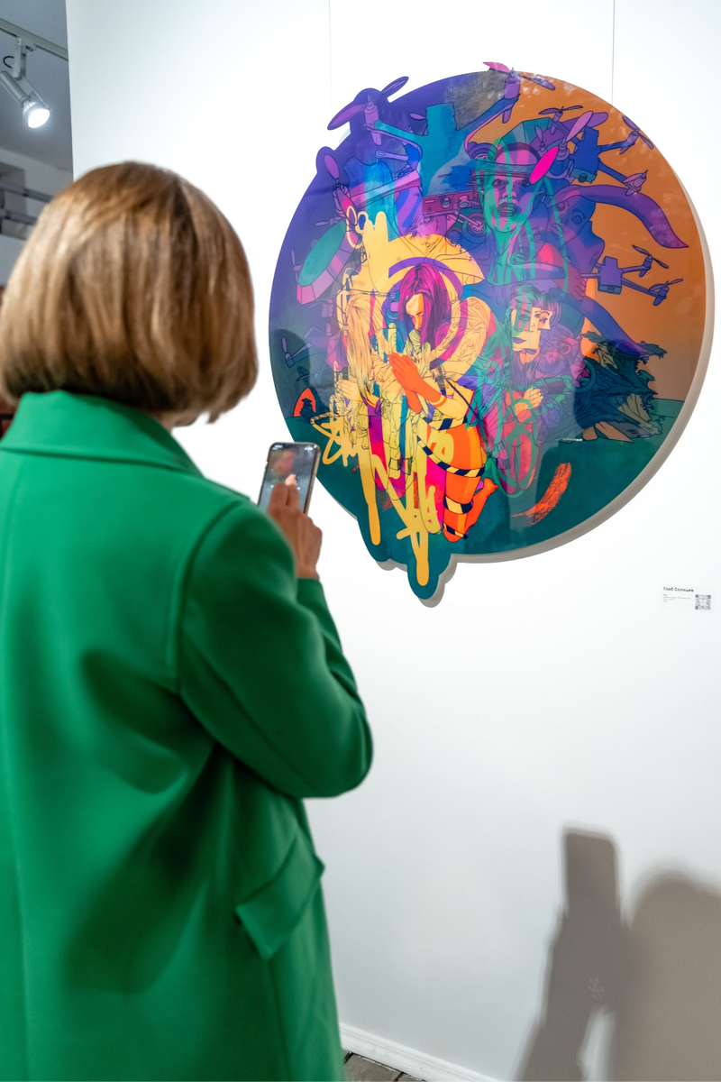    В Omelchenko Gallery пройдет презентация благотворительной раскраски «Art Is Love» (фото 1)