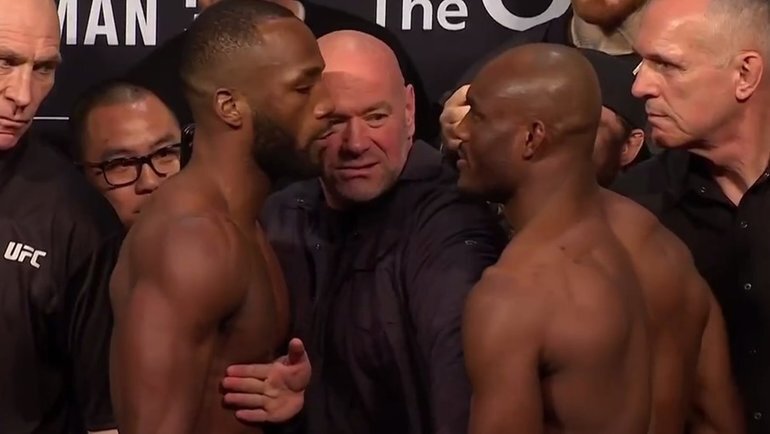   Леон Эдвардс (слева), Дана Уайт (в центре) и Камару Усман.UFC Russia