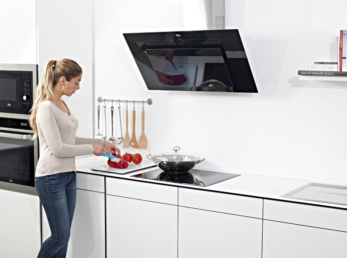 Как правильно выбрать, установить и обслуживать кухонную вытяжку: советы от профессионалов