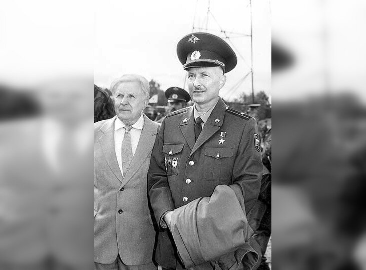 С отцом — Николаем Александровичем 