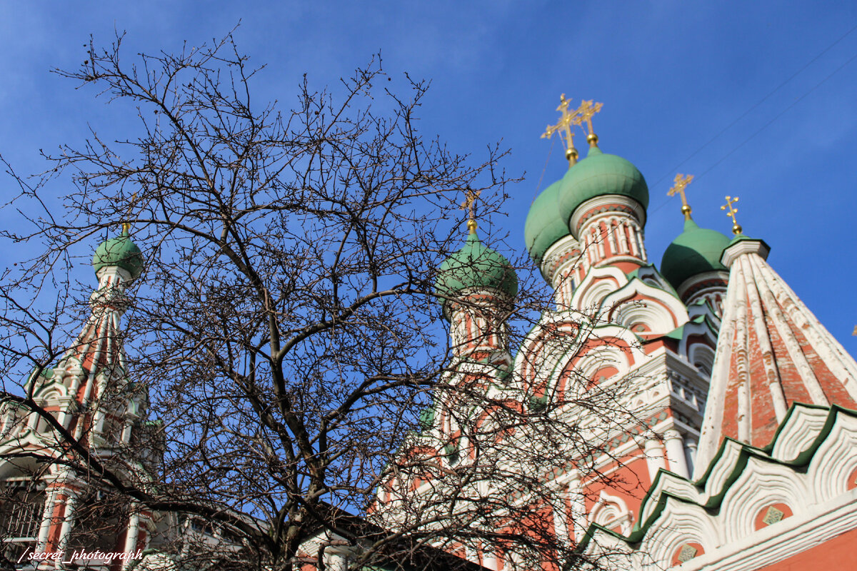 Троицкий храм в Никитниках, или Откуда взялся и куда исчез Грузинский  переулок в Москве | Тайный фотограф Москвы | Дзен