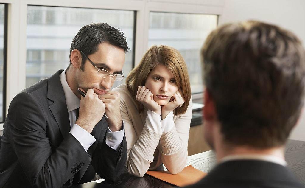 Когда делиться прошлым имеет смысл?