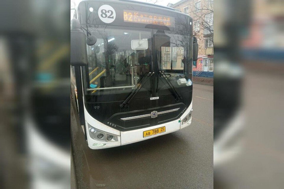     Автобус долго стоял на остановках. Фото: соцсети.