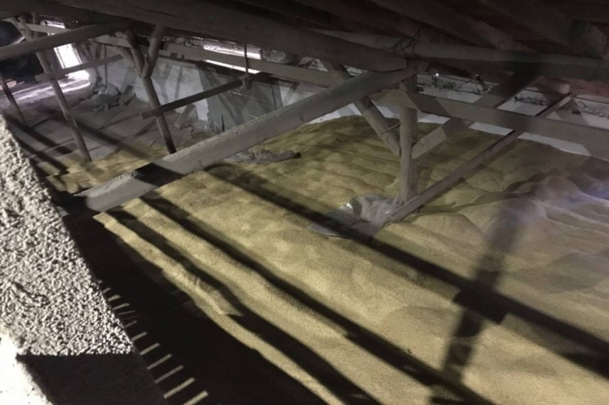    Злоумышленник преступным образом легализовал более 43 млн рублей на продаже зерна.