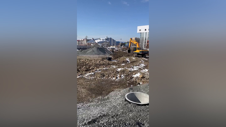 В Кемерове на Театральном мосту идет активная фаза строительства. Фото: Telegram/Дмитрий Анисимов