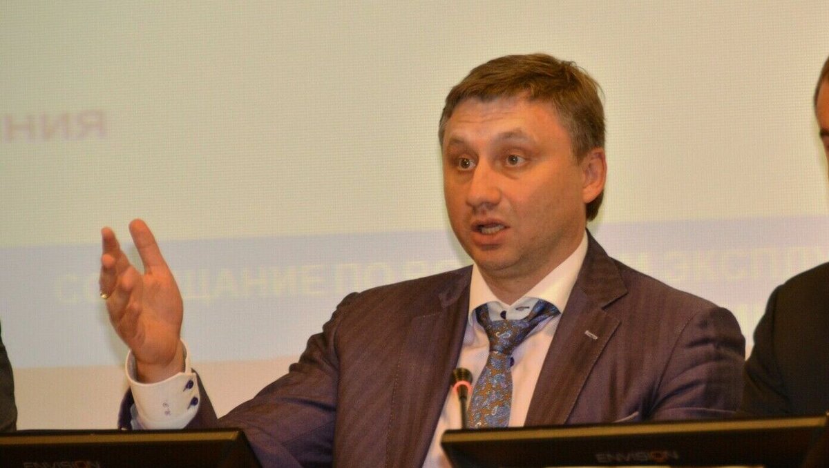     Апелляционный суд изменил приговор экс-зампреду правительства Ставрополья Роману Петрашову, а сам бывший чиновник оказался в реанимации, сообщает корреспондент NewsTracker из зала суда.