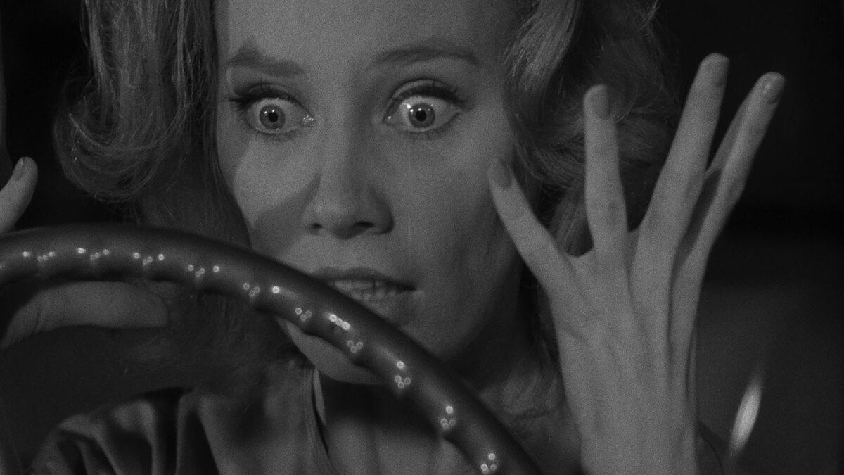 Кадр из фильма "Карнавал душ" (1962)