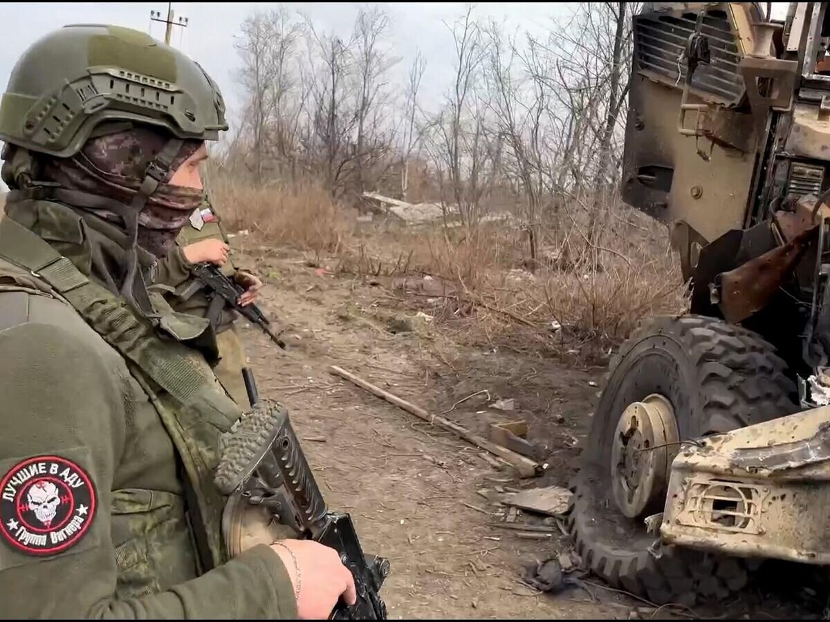    "Улица за улицей становится нашей": боец группы "Вагнер" о продвижении в Артемовске© РИА Новости