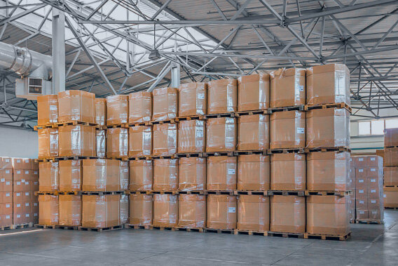 Напольное хранение в несколько ярусов