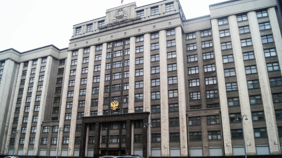     Председатель Госдумы России Вячеслав Володин напомнил о новых инициативах, которые начинают действовать на территории страны с апреля 2023 года. Об этом сообщила пресс-служба ведомства.