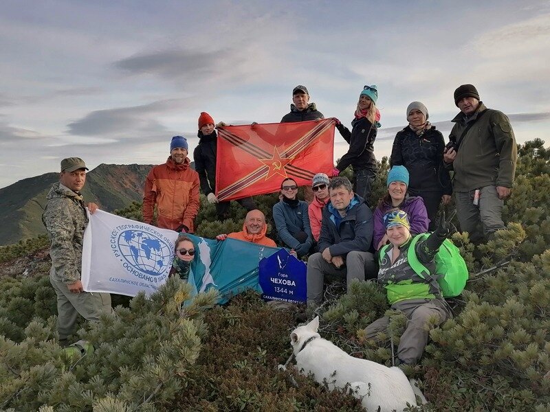 Коллектив «Сахалино-Курильская десятка» /Фото Константина Чепурного/