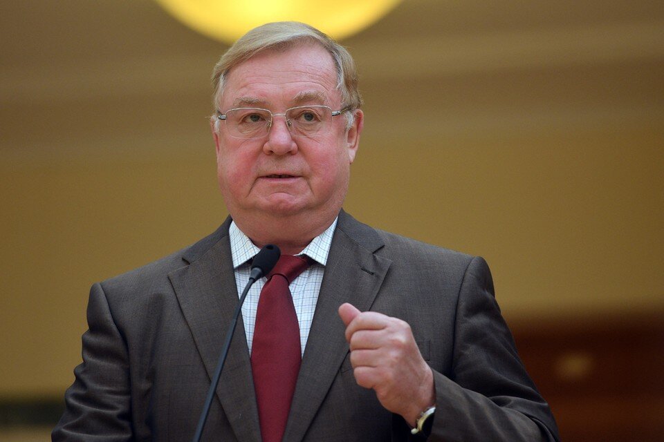     Сергей Степашин Алексей БУЛАТОВ