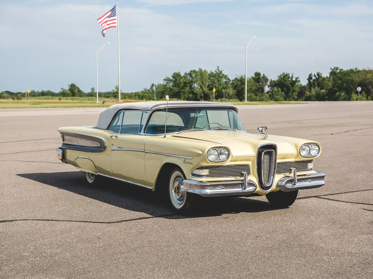 Большая ж американский. Американец мультяшный. Ford edsel 1958. Большая ж американский. Большая ж американский.