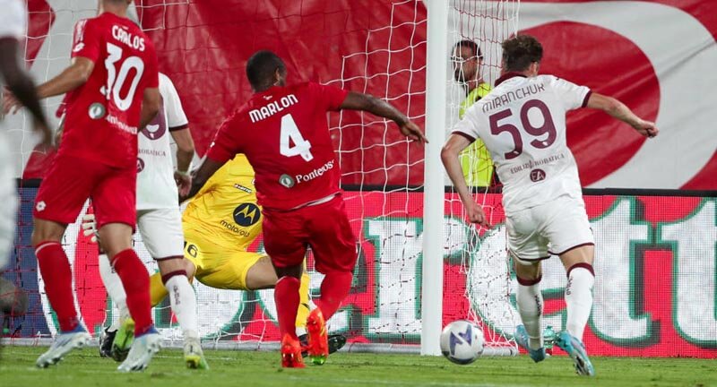    Фото: EPA / VOSTOCK Photo