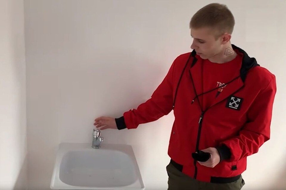     В селе Здвинск Новосибирской области сиротам выдали квартиры без отопления, воды и электричества. Фото: СУ СКР по НСО