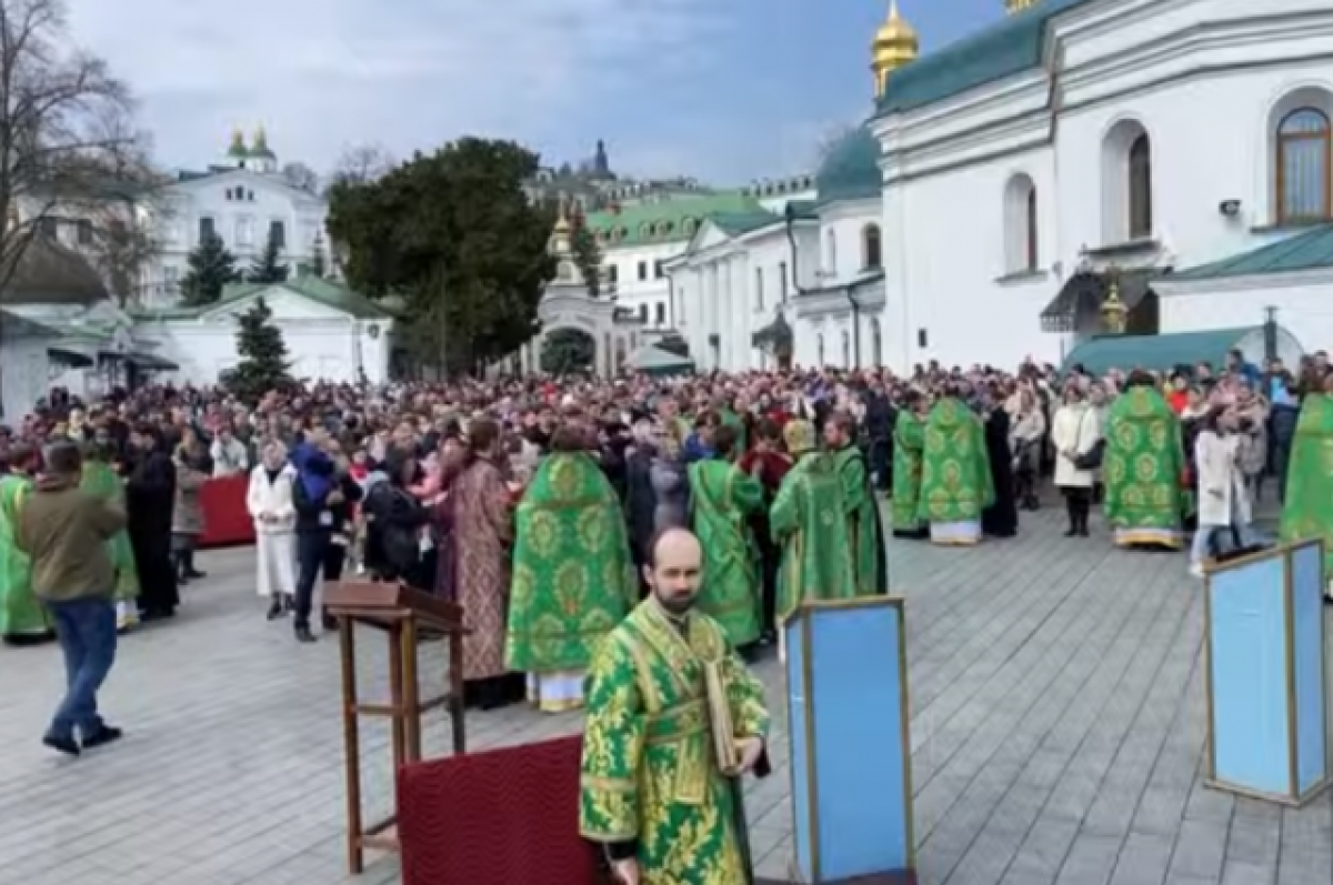    В ГД внесли проект заявления о репрессиях Киева против канонической УПЦ