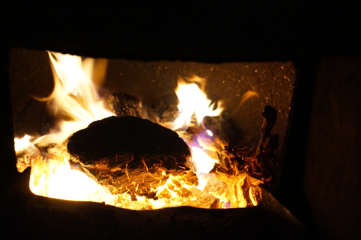 Моя топочка полыхает