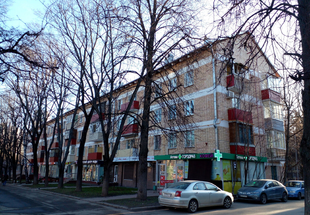 Рис. 1. проспект 60-летия Октября, 25 к1  –  II-13-06