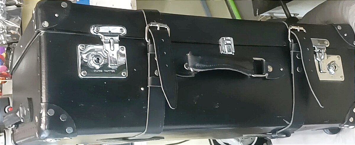 Пришлось вертикально фотать, не влезал в кадр. 