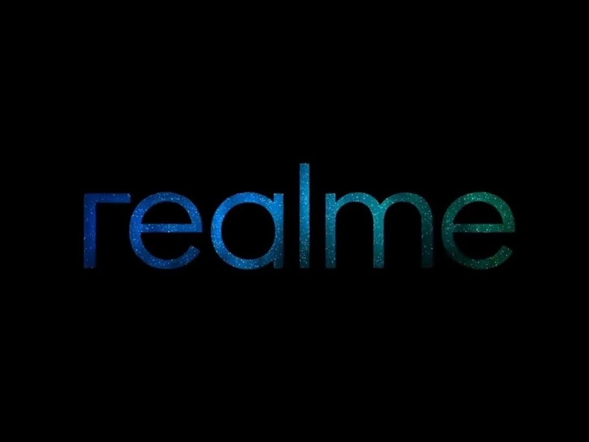    Базовый realme 11 показали на первых официальных снимках