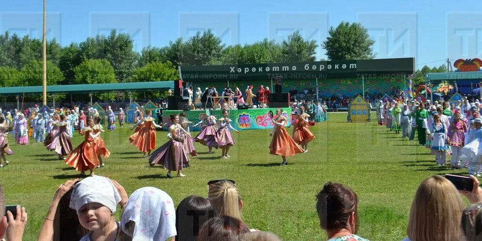 Сабантуй лебяжье 2022. Сабантуй 2022 казань. Сабантуй у татар. Сабантуй лебяжье казань. Сабантуй 2023 казань.