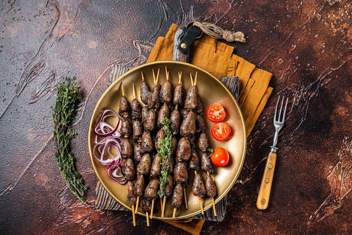     Шашлыки из куриных сердечек по фирменному рецепту певицы Анири