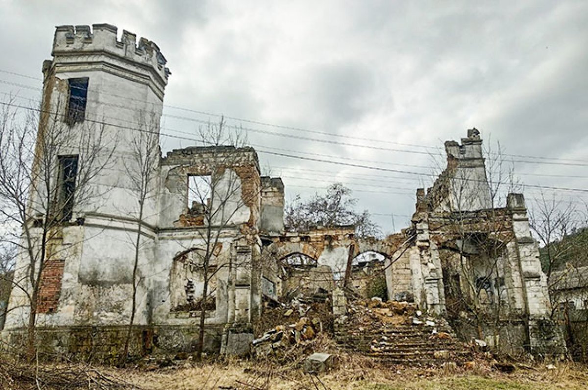 Нелёгкое наследство. Энтузиасты в Крыму взялись за мониторинг старины | АиФ  Крым | Дзен