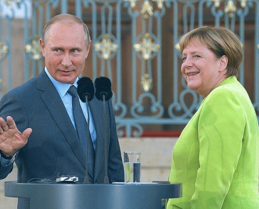 Из открытых источников в интернете. В.Путин и А.Меркель.