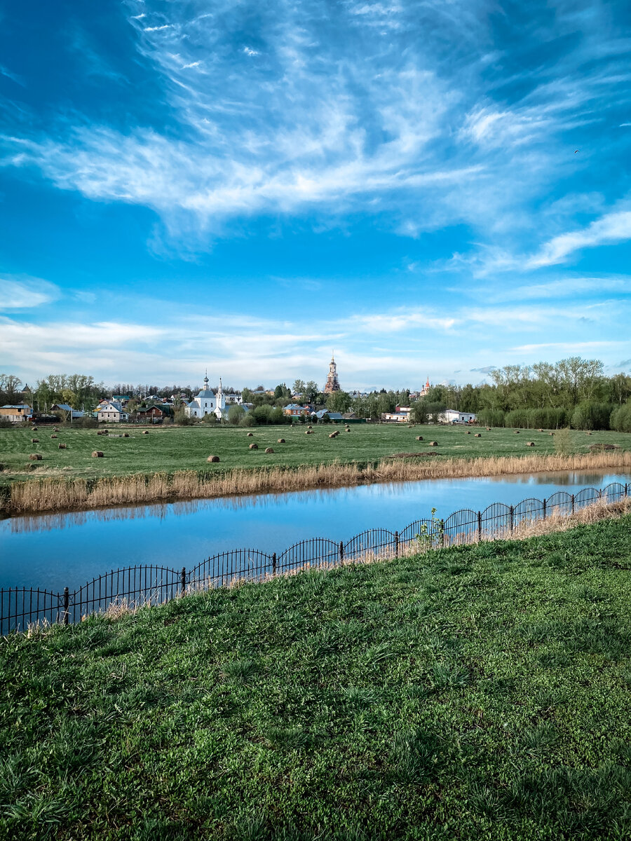 Вид на реку с территории Суздальского Кремля.