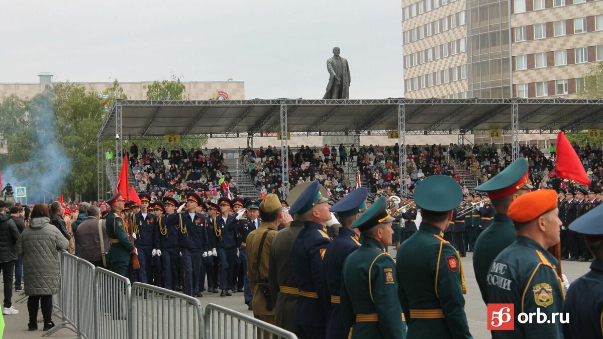 Красиво и торжественно: как прошел Парад Победы в Оренбурге? | 56orb.ru |  Дзен