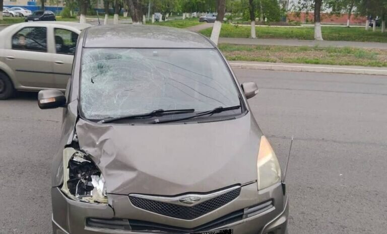    В Оренбурге водитель автомобиля «Тойота-Рактис» сбил 17-летнюю девушку Кристина Просвиркина